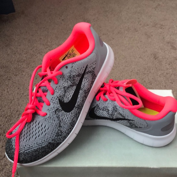 Nike sneakers - Picture 3 of 4